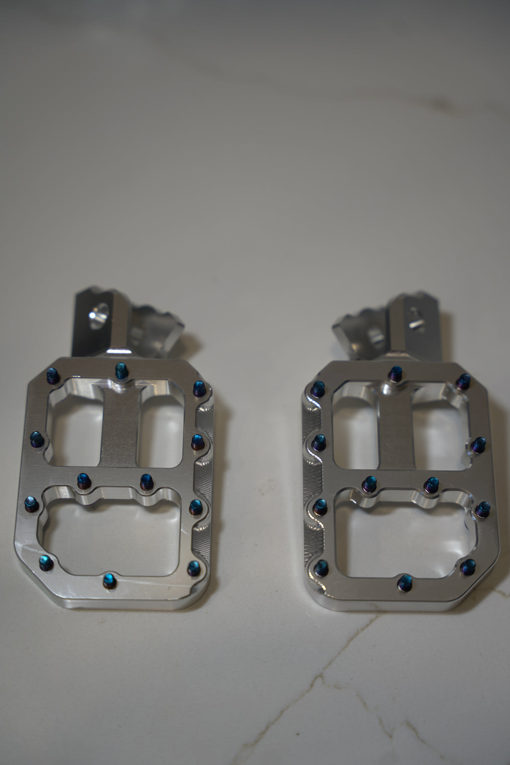 ruinmoto Chrome Wide Pegs