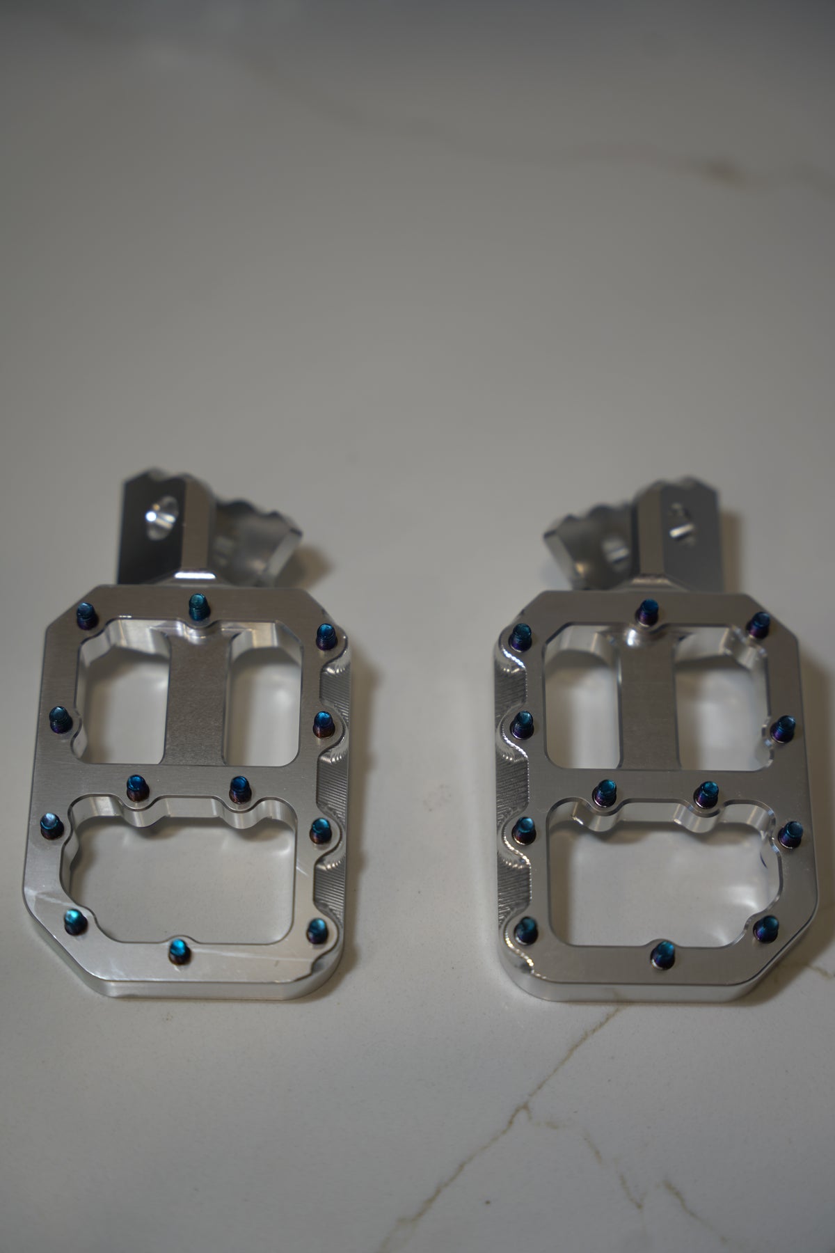 ruinmoto Chrome Wide Pegs